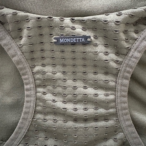 Mondetta Olive Textured Sleeveless Top - Picture 5 of 5